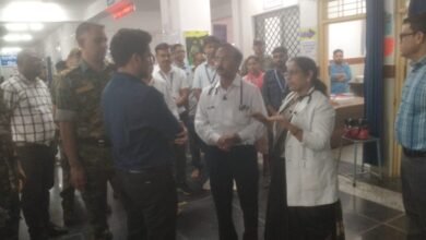 Photo of नवागत कलेक्टर मृणाल मीना ने किया लांजी चिकित्सालय का निरीक्षण!