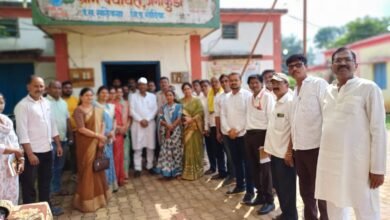 Photo of सांसद डाॅ नामदेवराव किरसान ने किया नुकसान ग्रस्त इलाके का दौरा