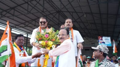Photo of महायुतीचे उमेदवार श्री राजकुमार बडोले यांच्या नामांकन अर्ज दाखल करण्यासाठी प्रामुख्याने माननिय खा. श्री प्रफुल पटेलजी की प्रमुख उपस्थित!