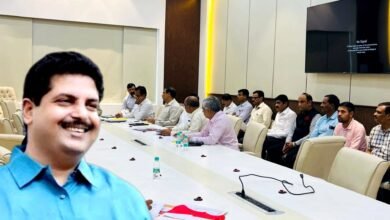 Photo of गोंदिया के निर्माणाधीन रेलवे ओवरब्रिज के निर्माणकार्य समयसीमा को ध्यान में रखकर करे – बांधकाम मंत्री शिवेंद्रराजे भोसले!   विधायक विनोद अग्रवाल के द्वारा आग्रह पर आयोजित बैठक में बांधकाम मंत्री शिवेंद्रराजे भोसले ने संबधित यंत्रणा को दिए निर्देश