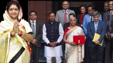 Photo of निर्मला सीतारमण ने पेश किया 8 वा बजट बजट को किसी ने सराहा तो किसी ने नकारा बजट को लेकर मिली अलग-अलग प्रतिक्रियाएं बड़े उद्योगपतियों को लाभ पहुंचाने वाला बजट-अनुभा मुजारे विधायक