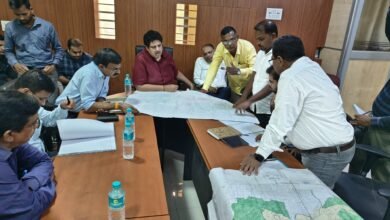 Photo of सिटी सर्वे कार्य की हर हफ्ते पेश करें रिपोर्ट- MLA विनोद अग्रवाल! एसडीओ कार्यालय में अधिकारियों की बैठक लेकर विभिन्न मुद्दों पर दिशा-निर्देश।