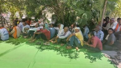 Photo of ग्राम चंदना में आम सभा का आयोजन, विकास कार्यों पर हुई विस्तृत चर्चा! प्रधानमंत्री आवास योजना के लाभ से कोई न रहे वंचित।