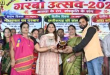 Photo of पंडरिया विधायक श्रीमती भावना बोहरा जी पहुंचीं। पंडरिया में संस्कृति और भक्ति का संगम – रास गरबा उत्सव।
